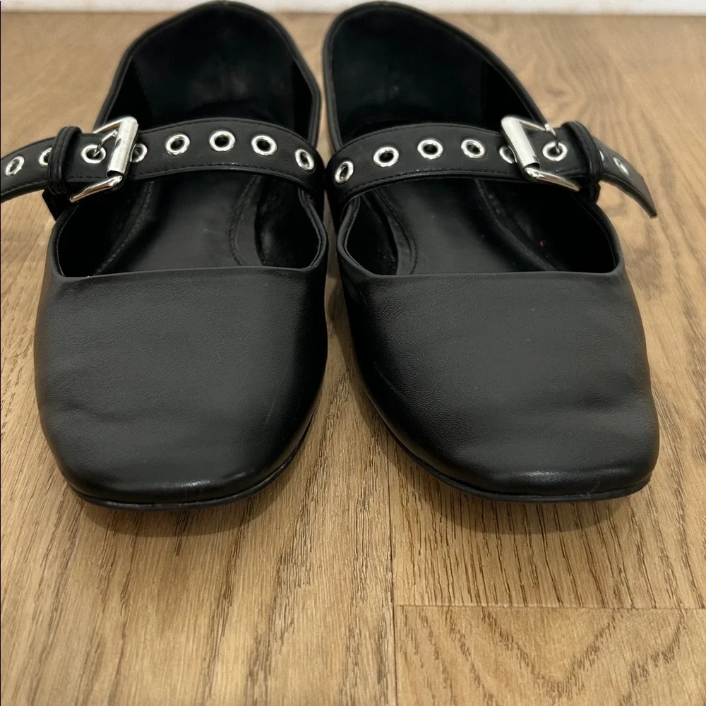 Mango flats size